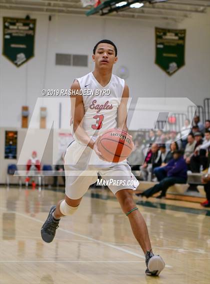 Thumbnail 2 in Liberty @ Centreville (Joe Cascio Boys & Girls Holiday Basketball Tournament) photogallery.