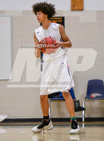 Thumbnail 1 in Liberty @ Centreville (Joe Cascio Boys & Girls Holiday Basketball Tournament) photogallery.