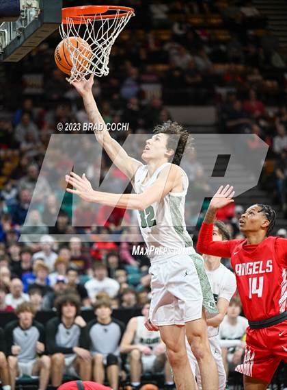 Thumbnail 1 in Fossil Ridge vs. Denver East (CHSAA 6A Final) photogallery.