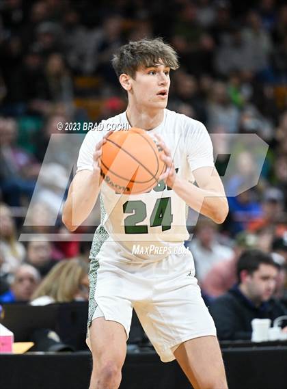 Thumbnail 3 in Fossil Ridge vs. Denver East (CHSAA 6A Final) photogallery.