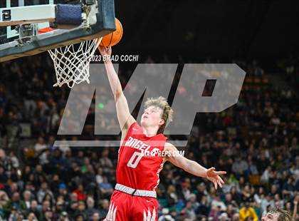 Thumbnail 1 in Fossil Ridge vs. Denver East (CHSAA 6A Final) photogallery.