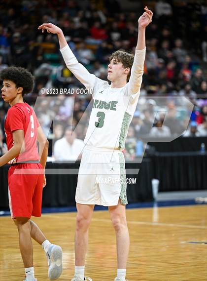 Thumbnail 2 in Fossil Ridge vs. Denver East (CHSAA 6A Final) photogallery.