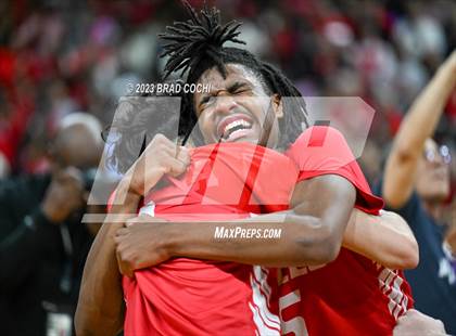 Thumbnail 3 in Fossil Ridge vs. Denver East (CHSAA 6A Final) photogallery.