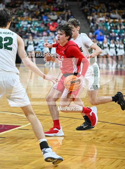 Thumbnail 2 in Fossil Ridge vs. Denver East (CHSAA 6A Final) photogallery.