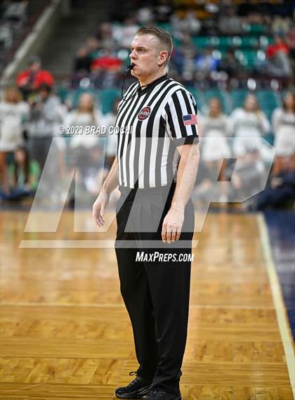 Thumbnail 1 in Fossil Ridge vs. Denver East (CHSAA 6A Final) photogallery.