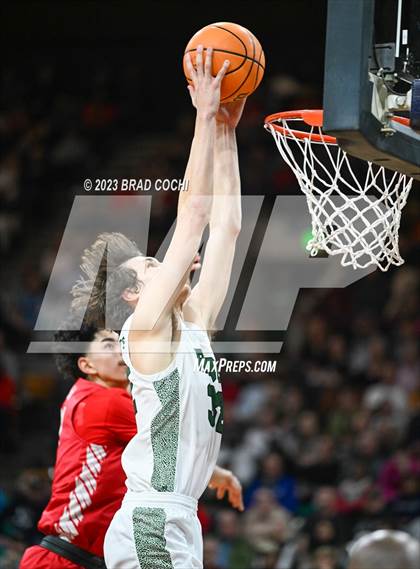 Thumbnail 3 in Fossil Ridge vs. Denver East (CHSAA 6A Final) photogallery.