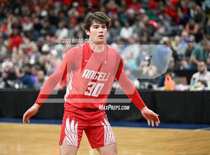 Thumbnail 1 in Fossil Ridge vs. Denver East (CHSAA 6A Final) photogallery.