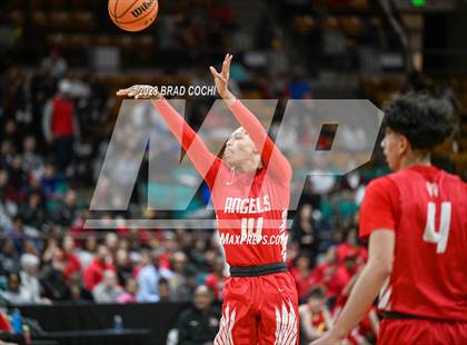 Thumbnail 3 in Fossil Ridge vs. Denver East (CHSAA 6A Final) photogallery.