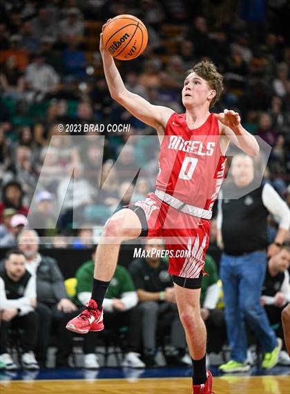 Thumbnail 2 in Fossil Ridge vs. Denver East (CHSAA 6A Final) photogallery.