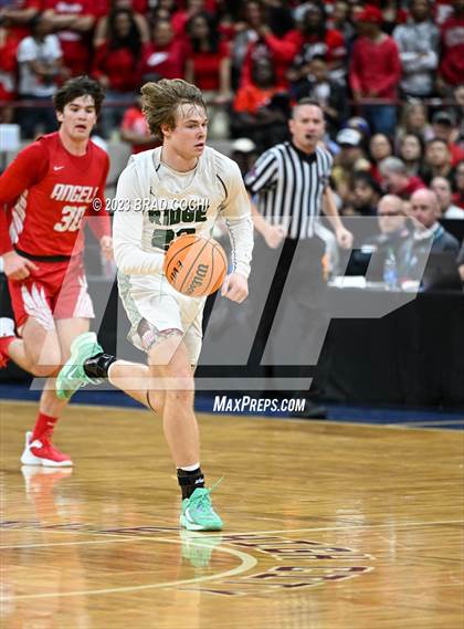 Thumbnail 3 in Fossil Ridge vs. Denver East (CHSAA 6A Final) photogallery.