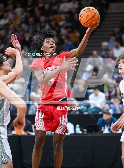 Thumbnail 2 in Fossil Ridge vs. Denver East (CHSAA 6A Final) photogallery.