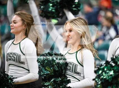 Thumbnail 1 in Fossil Ridge vs. Denver East (CHSAA 6A Final) photogallery.