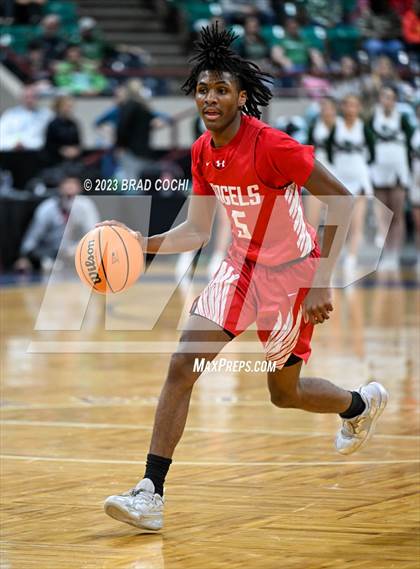 Thumbnail 3 in Fossil Ridge vs. Denver East (CHSAA 6A Final) photogallery.