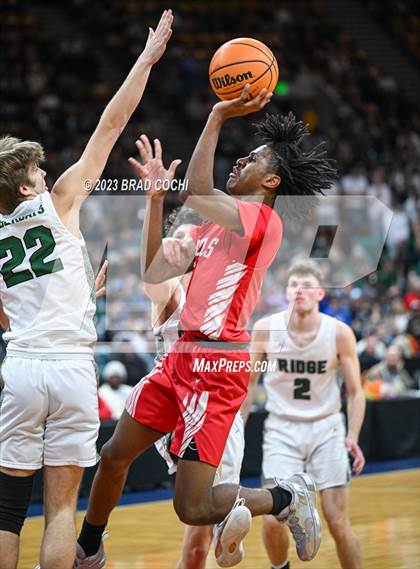 Thumbnail 2 in Fossil Ridge vs. Denver East (CHSAA 6A Final) photogallery.