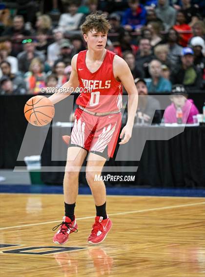 Thumbnail 1 in Fossil Ridge vs. Denver East (CHSAA 6A Final) photogallery.