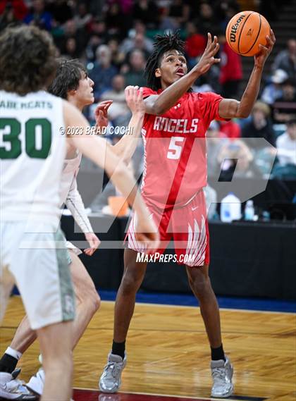 Thumbnail 1 in Fossil Ridge vs. Denver East (CHSAA 6A Final) photogallery.
