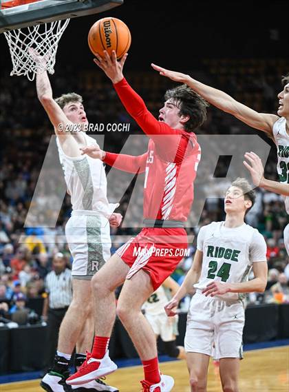Thumbnail 2 in Fossil Ridge vs. Denver East (CHSAA 6A Final) photogallery.