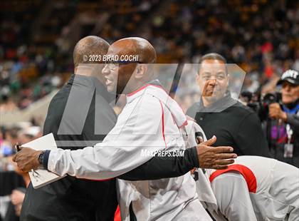 Thumbnail 3 in Fossil Ridge vs. Denver East (CHSAA 6A Final) photogallery.