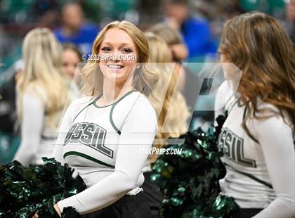 Thumbnail 2 in Fossil Ridge vs. Denver East (CHSAA 6A Final) photogallery.