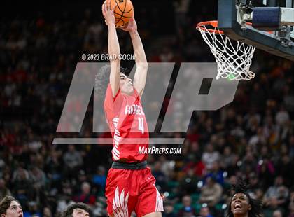 Thumbnail 2 in Fossil Ridge vs. Denver East (CHSAA 6A Final) photogallery.
