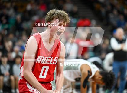 Thumbnail 3 in Fossil Ridge vs. Denver East (CHSAA 6A Final) photogallery.