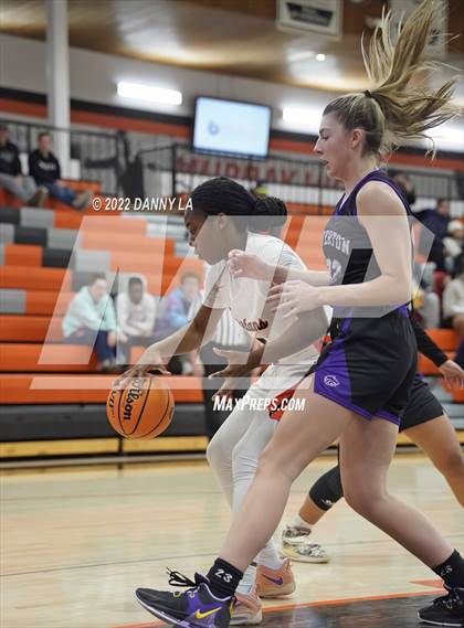 Thumbnail 1 in Riverton @ Murray photogallery.