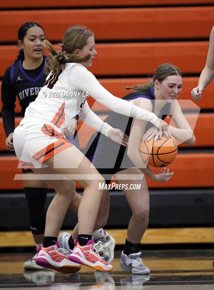 Thumbnail 2 in Riverton @ Murray photogallery.