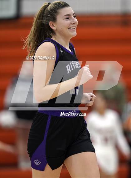Thumbnail 1 in Riverton @ Murray photogallery.