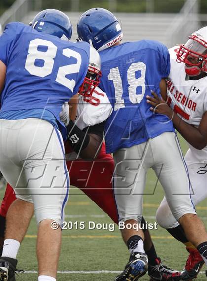 Thumbnail 2 in Lima Senior vs. Defiance (Scrimmage) photogallery.