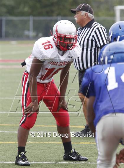 Thumbnail 3 in Lima Senior vs. Defiance (Scrimmage) photogallery.
