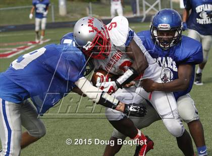 Thumbnail 1 in Lima Senior vs. Defiance (Scrimmage) photogallery.