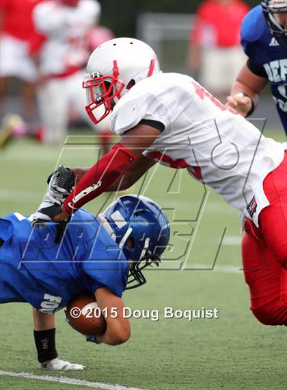Thumbnail 3 in Lima Senior vs. Defiance (Scrimmage) photogallery.