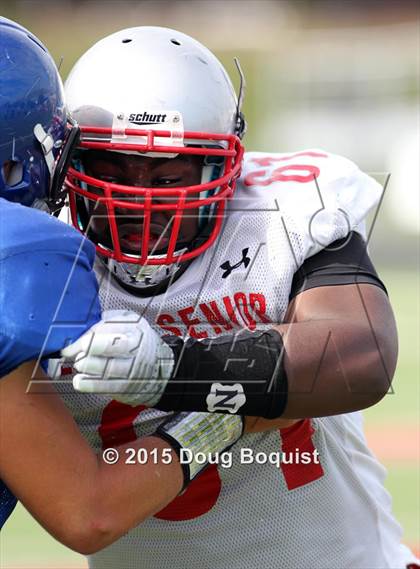 Thumbnail 1 in Lima Senior vs. Defiance (Scrimmage) photogallery.