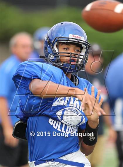 Thumbnail 3 in Lima Senior vs. Defiance (Scrimmage) photogallery.