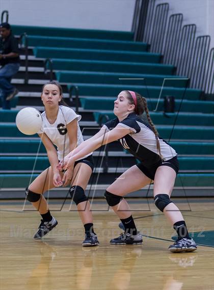 Thumbnail 3 in Dominion @ Loudoun Valley photogallery.