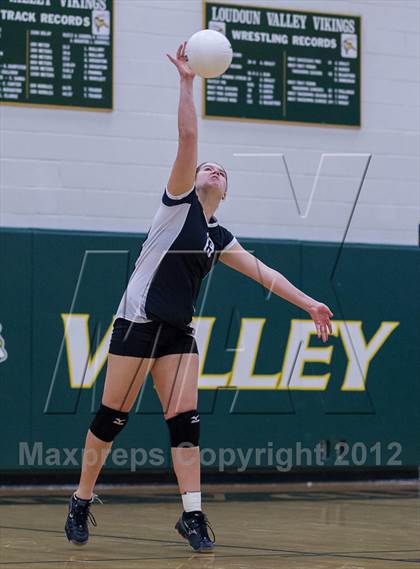 Thumbnail 2 in Dominion @ Loudoun Valley photogallery.