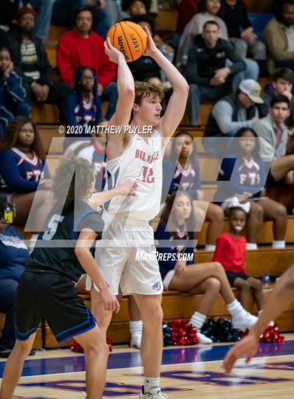 Thumbnail 1 in Westover @ Terry Sanford photogallery.