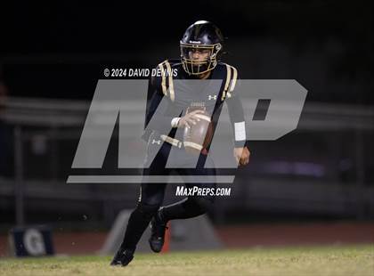 Thumbnail 2 in Chavez @ Shafter photogallery.
