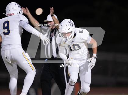 Thumbnail 3 in Chavez @ Shafter photogallery.