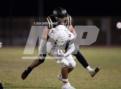 Thumbnail 3 in Chavez @ Shafter photogallery.
