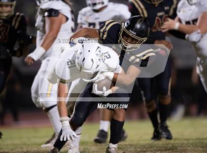 Thumbnail 2 in Chavez @ Shafter photogallery.