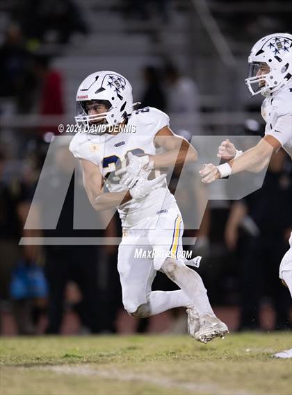 Thumbnail 3 in Chavez @ Shafter photogallery.