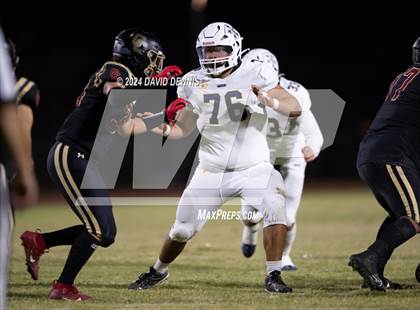 Thumbnail 2 in Chavez @ Shafter photogallery.