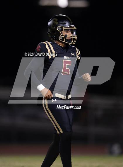 Thumbnail 2 in Chavez @ Shafter photogallery.