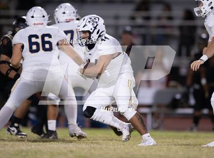 Thumbnail 2 in Chavez @ Shafter photogallery.