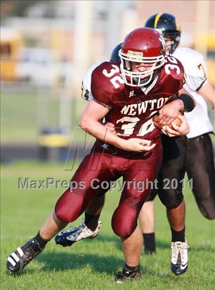 Thumbnail 3 in Hanover Park vs Newton photogallery.