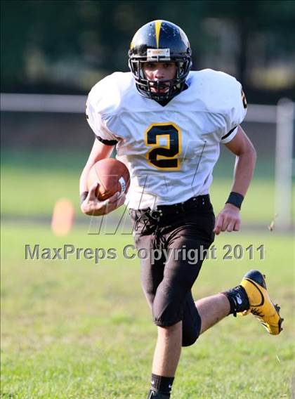 Thumbnail 3 in Hanover Park vs Newton photogallery.