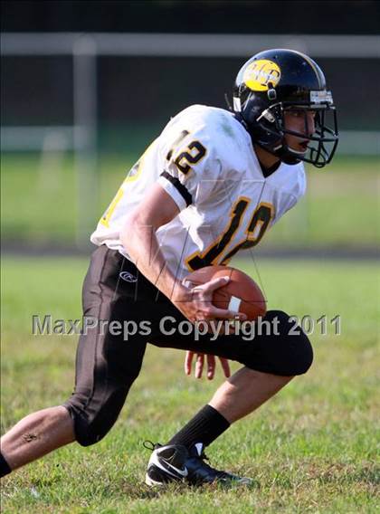 Thumbnail 2 in Hanover Park vs Newton photogallery.