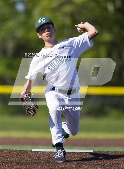 Thumbnail 1 in Longwood vs William Floyd JV photogallery.