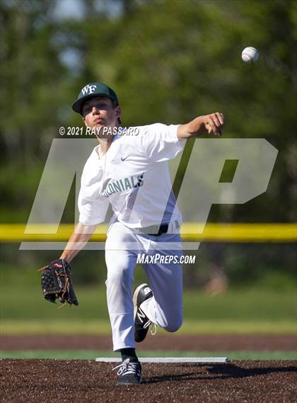 Thumbnail 2 in Longwood vs William Floyd JV photogallery.